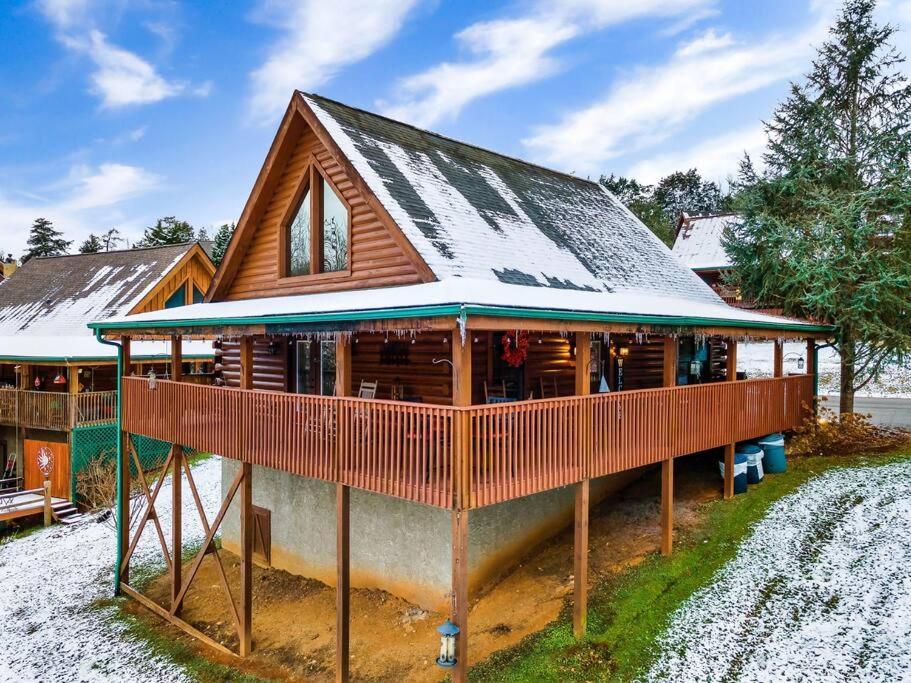 Cabin With New Hot Tub, Near Dollywood .2Bd.2Ba.Sleeps6.Bbq Sevierville Exteriör bild